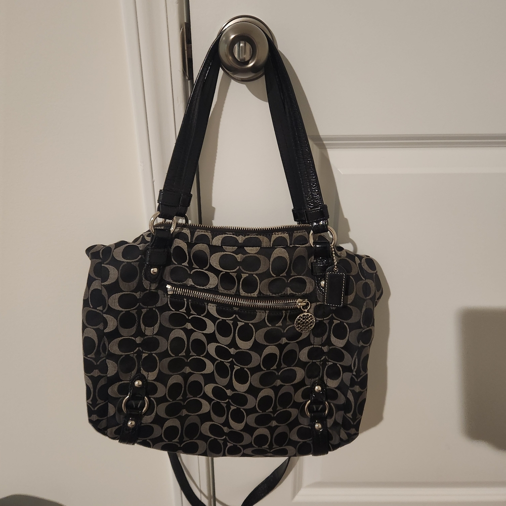 **SOLD**Stylish Black and Gray Designer Tote Bag